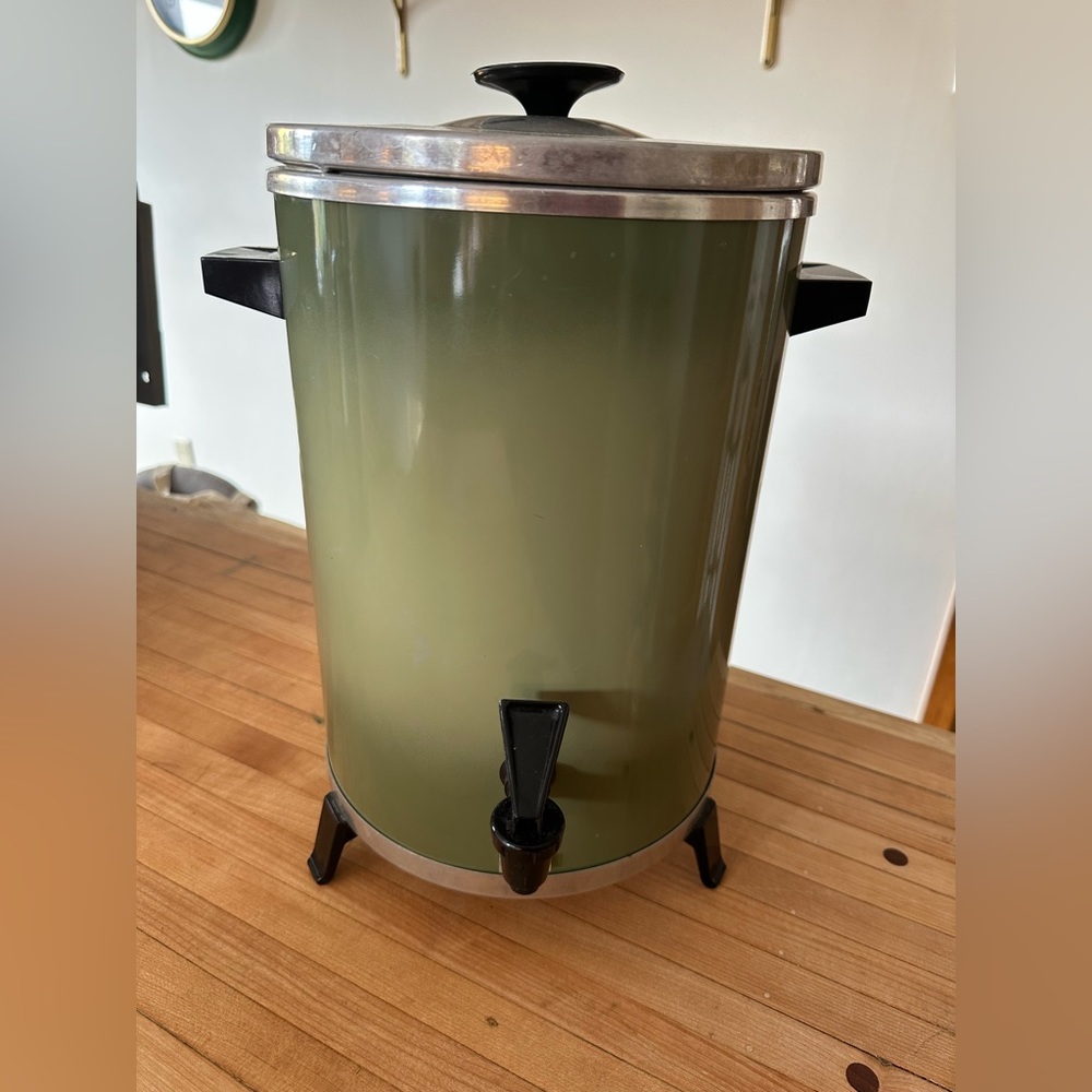 West bend green 30 cup perculator coffee maker, electric